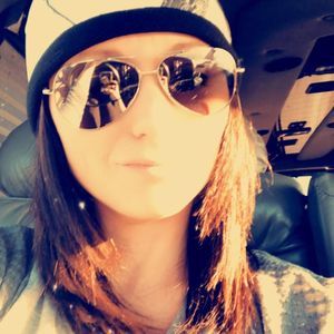 Meet your Posher, Kendra